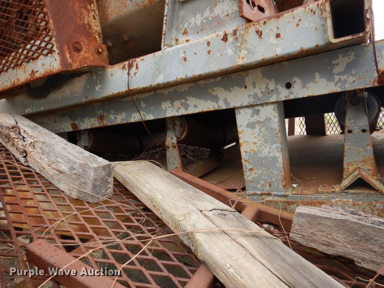 image for item IN9987 Cedarapids  screen