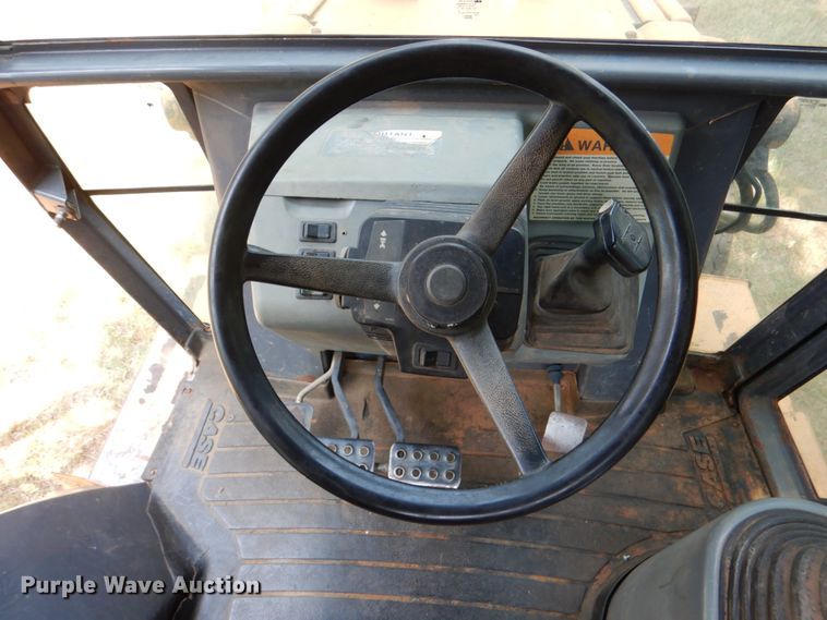 image for item IR9068 1997 Case 580L  backhoe