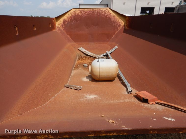 image for item IR9078 Caterpillar 740B  haul truck bed