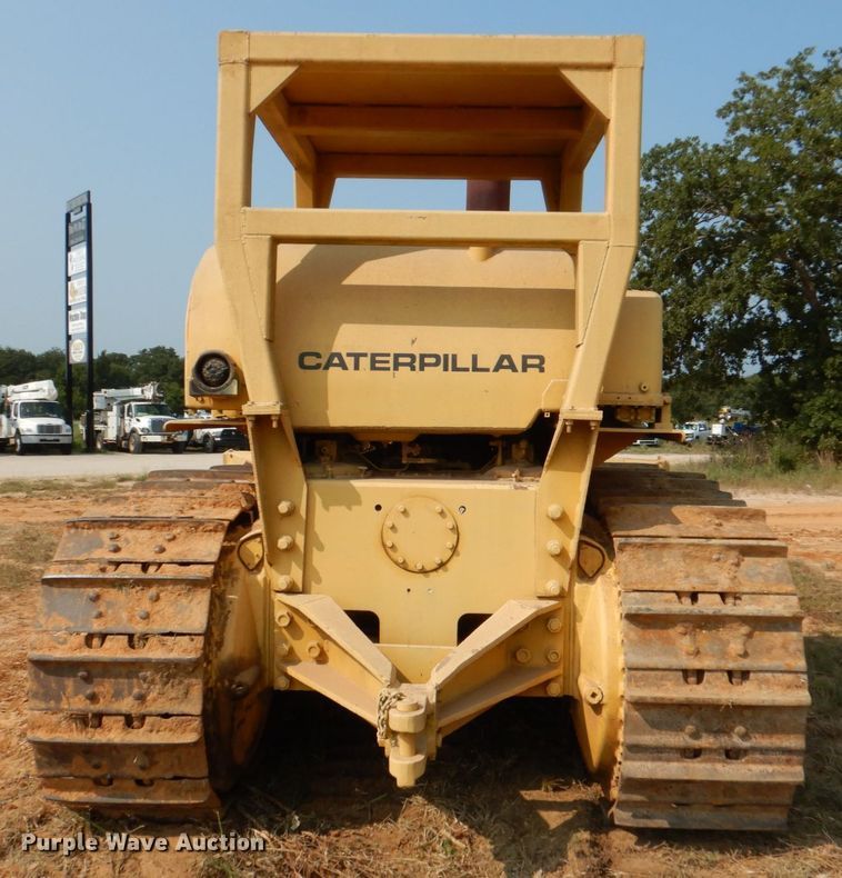 image for item IR9091 1971 Caterpillar D9G  dozer