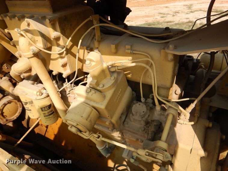 image for item IR9091 1971 Caterpillar D9G  dozer