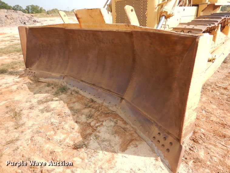 image for item IR9091 1971 Caterpillar D9G  dozer