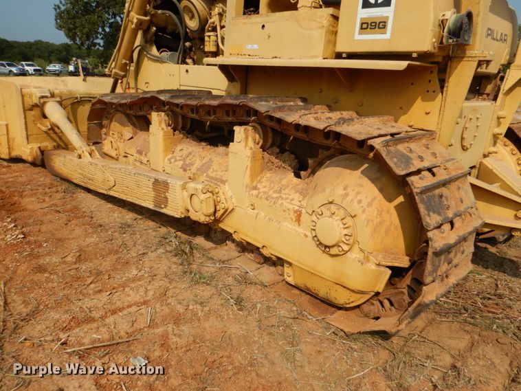 image for item IR9091 1971 Caterpillar D9G  dozer