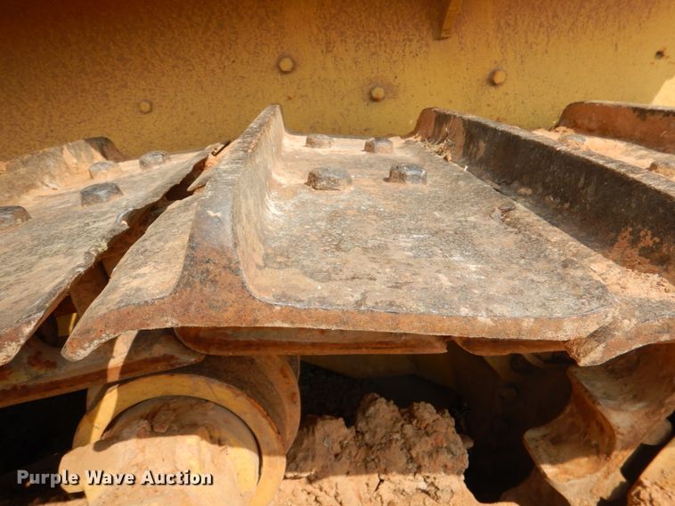 image for item IR9091 1971 Caterpillar D9G  dozer