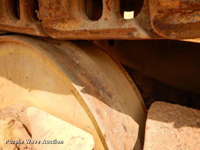image for item IR9091 1971 Caterpillar D9G  dozer