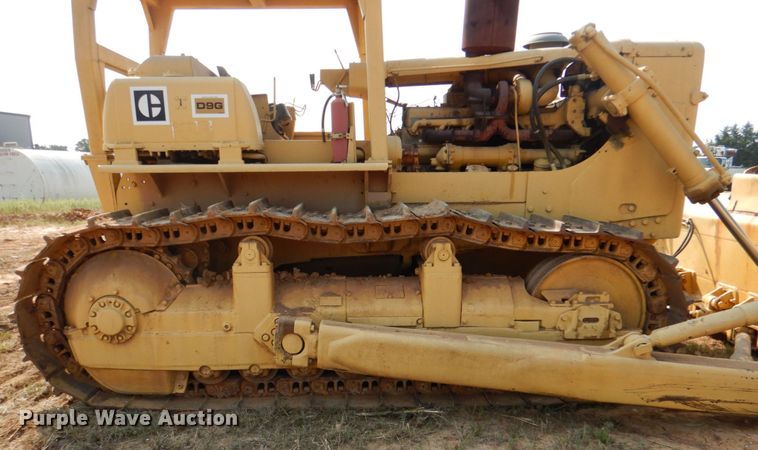 image for item IR9091 1971 Caterpillar D9G  dozer