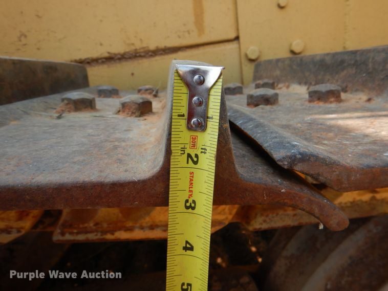 image for item IR9091 1971 Caterpillar D9G  dozer