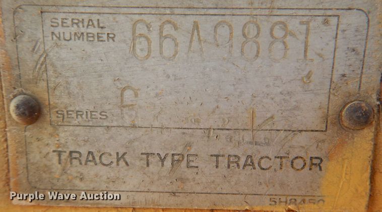 image for item IR9091 1971 Caterpillar D9G  dozer