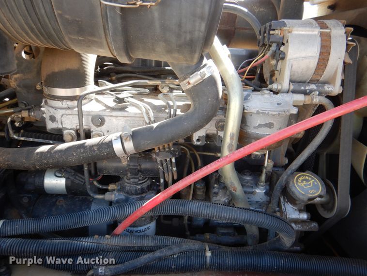 image for item IR9105 New Holland LS199  skid steer loader