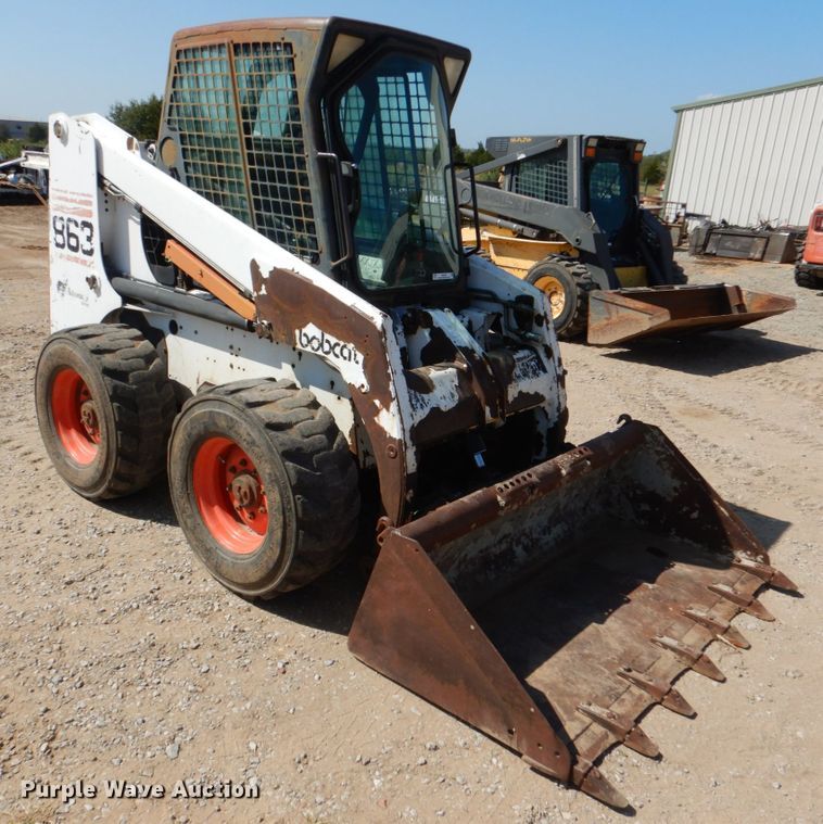 image for item IR9106 2000 Bobcat 863  skid steer loader