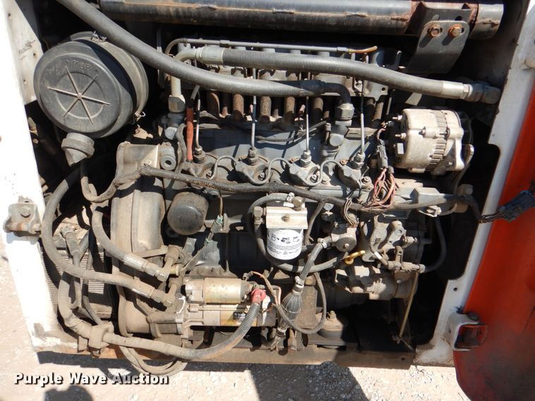 image for item IR9106 2000 Bobcat 863  skid steer loader