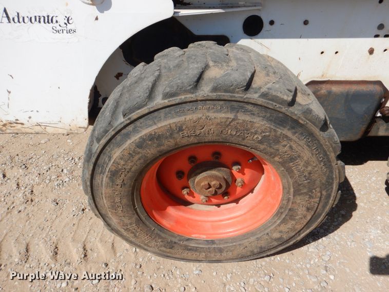 image for item IR9106 2000 Bobcat 863  skid steer loader