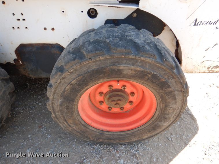 image for item IR9106 2000 Bobcat 863  skid steer loader