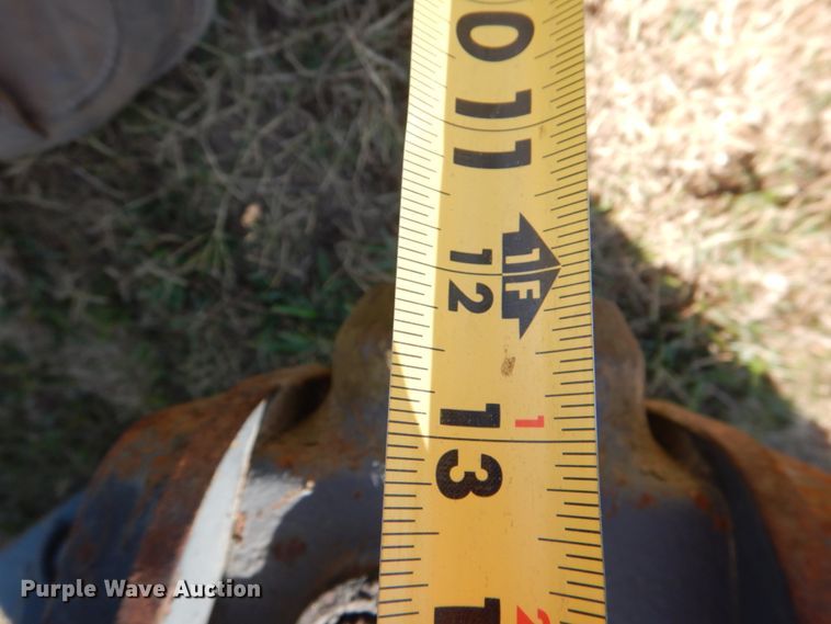 image for item IR9107 Bobcat  skid steer breaker