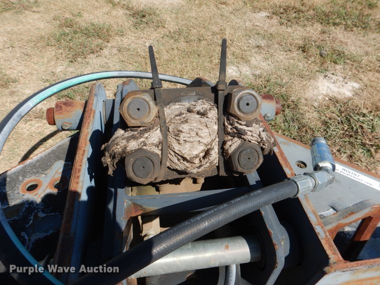 image for item IR9107 Bobcat  skid steer breaker