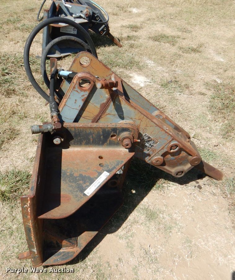 image for item IR9108 Bobcat  skid steer breaker