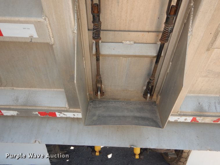 image for item IT9104 1995 Mack CH613  dump truck