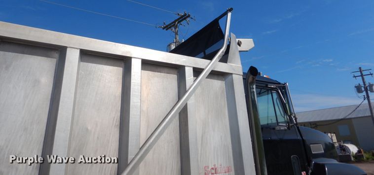 image for item IT9104 1995 Mack CH613  dump truck