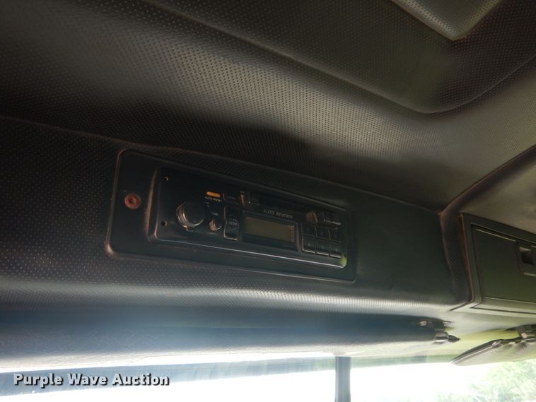 image for item IT9104 1995 Mack CH613  dump truck