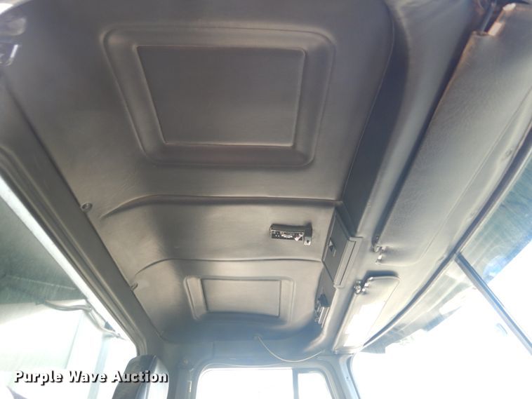 image for item IT9104 1995 Mack CH613  dump truck