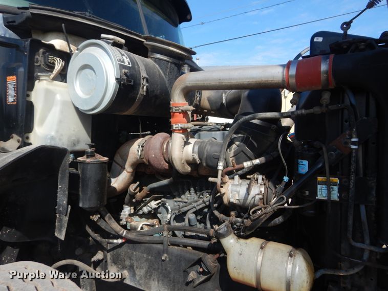 image for item IT9104 1995 Mack CH613  dump truck