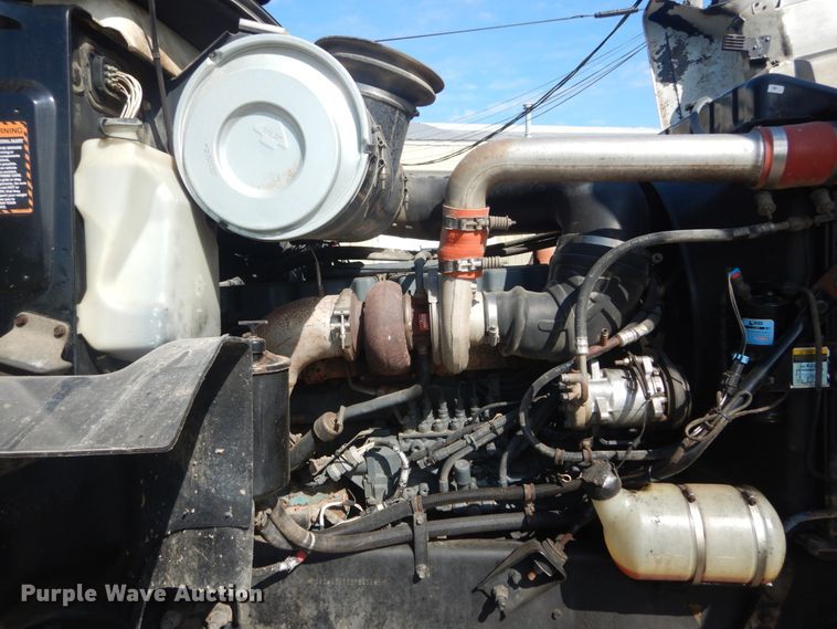 image for item IT9104 1995 Mack CH613  dump truck