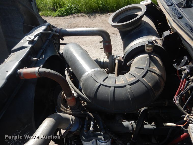 image for item IT9104 1995 Mack CH613  dump truck