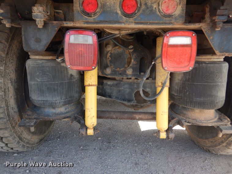 image for item IT9104 1995 Mack CH613  dump truck