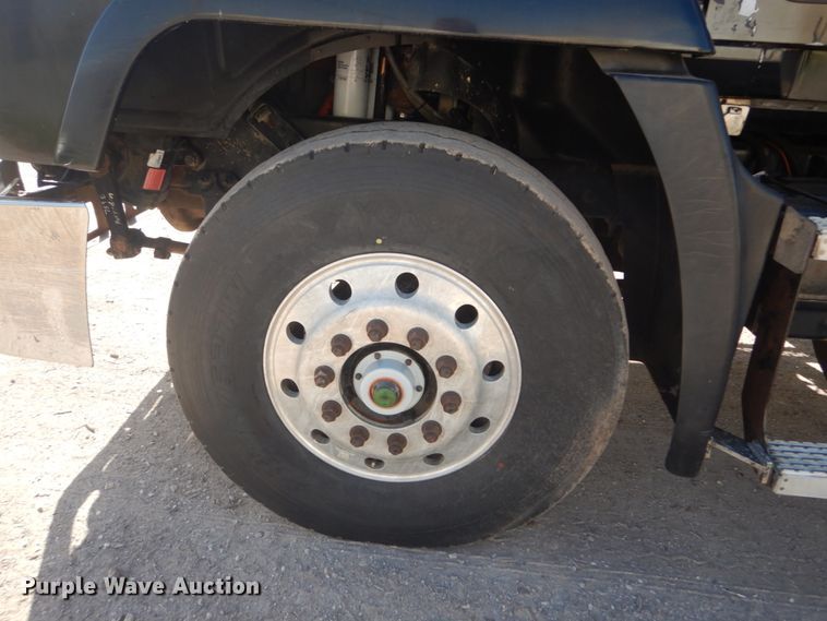 image for item IT9104 1995 Mack CH613  dump truck