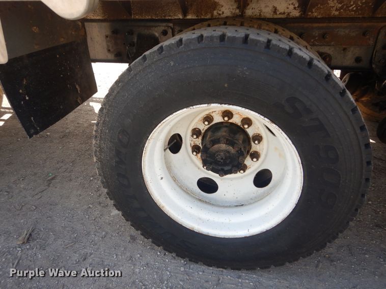 image for item IT9104 1995 Mack CH613  dump truck