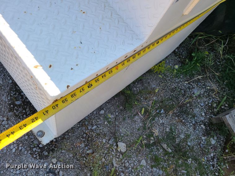 image for item IU9490 Fuel tank