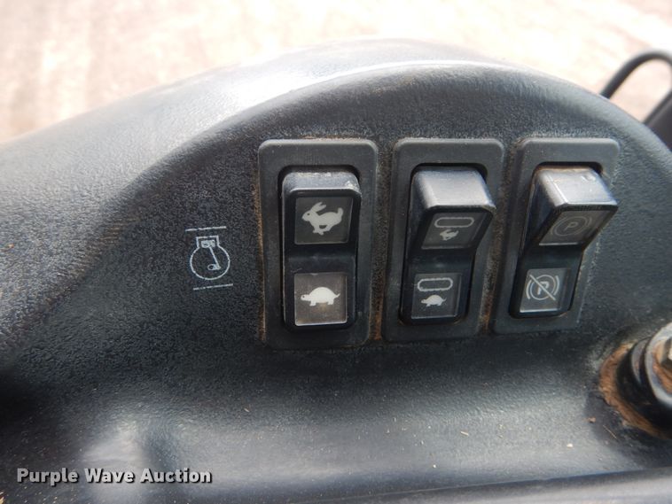 image for item JG9177 2005 Caterpillar 953C  track loader