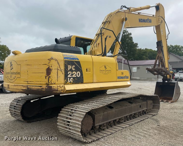 image for item JQ9667 2010 Komatsu PC220LC-10  excavator