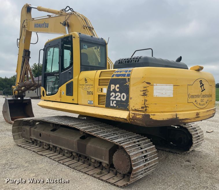 image for item JQ9667 2010 Komatsu PC220LC-10  excavator