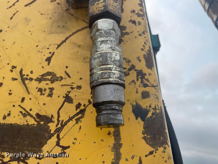 image for item JQ9668 2003 Komatsu PC138USLC-2  hydraulic excavator