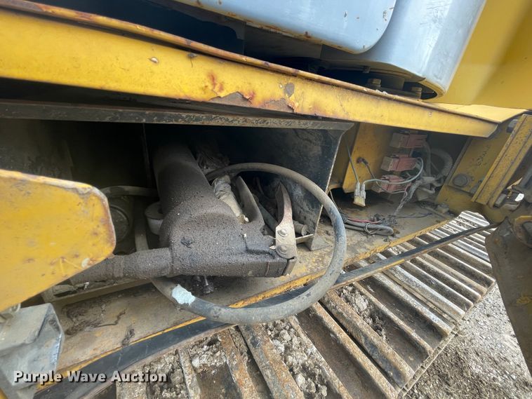 image for item JQ9668 2003 Komatsu PC138USLC-2  hydraulic excavator