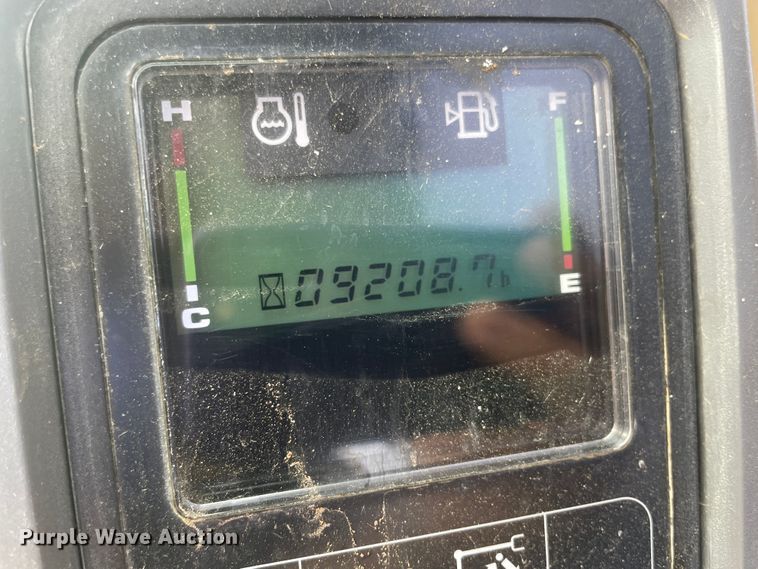 image for item JQ9668 2003 Komatsu PC138USLC-2  hydraulic excavator