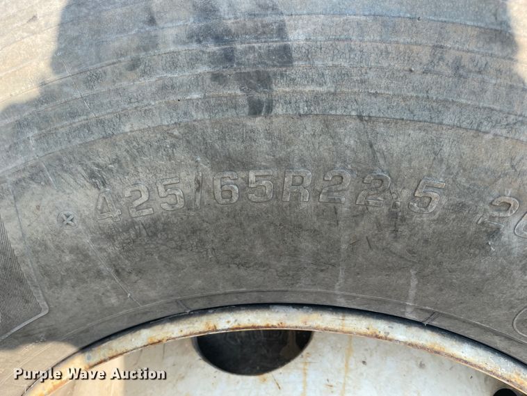 image for item JQ9674 1998 International 5000  ready mix truck