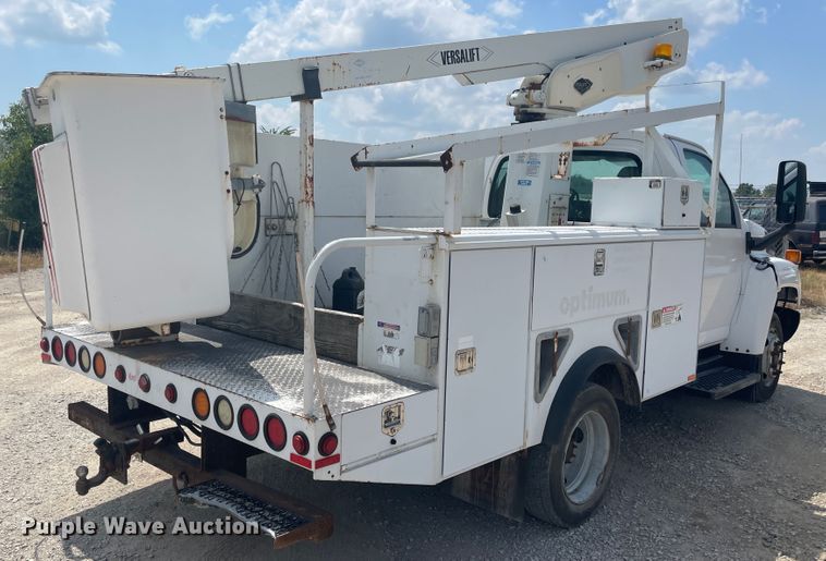 image for item JQ9703 2008 Chevrolet C4500  bucket truck