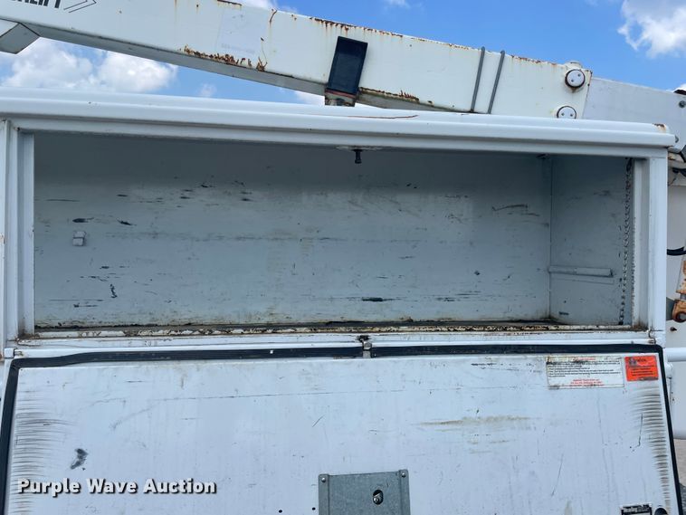 image for item JQ9703 2008 Chevrolet C4500  bucket truck