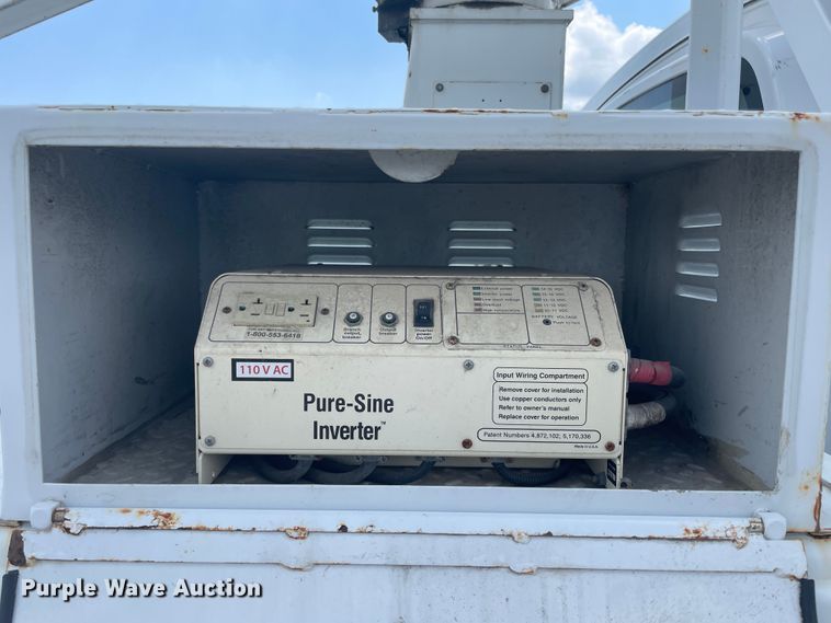 image for item JQ9703 2008 Chevrolet C4500  bucket truck