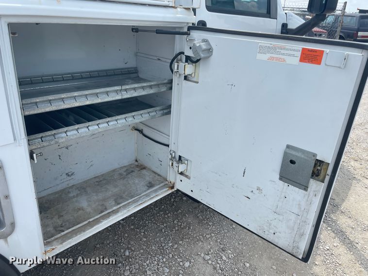 image for item JQ9703 2008 Chevrolet C4500  bucket truck