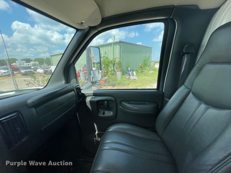 image for item JQ9703 2008 Chevrolet C4500  bucket truck