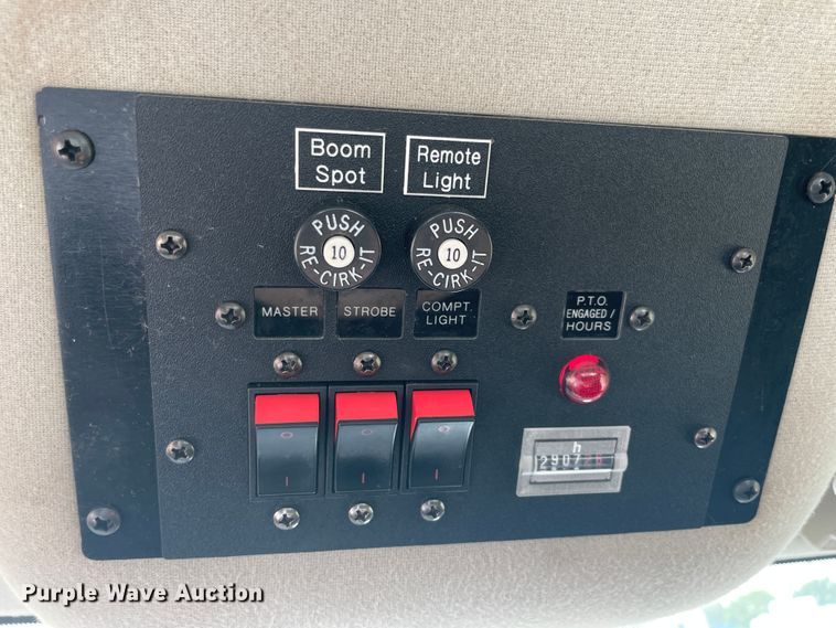 image for item JQ9703 2008 Chevrolet C4500  bucket truck