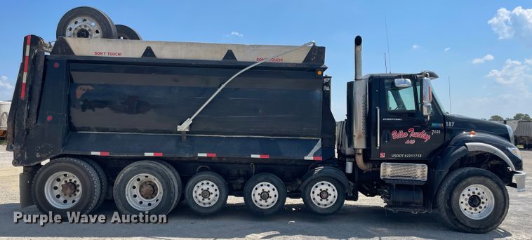 image for item JQ9716 2006 International WorkStar 7600  dump truck