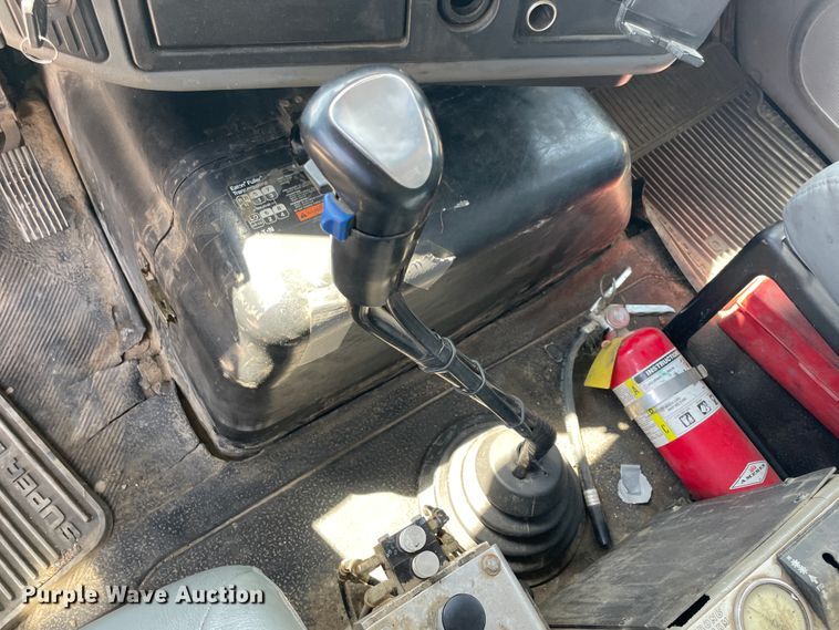 image for item JQ9716 2006 International WorkStar 7600  dump truck