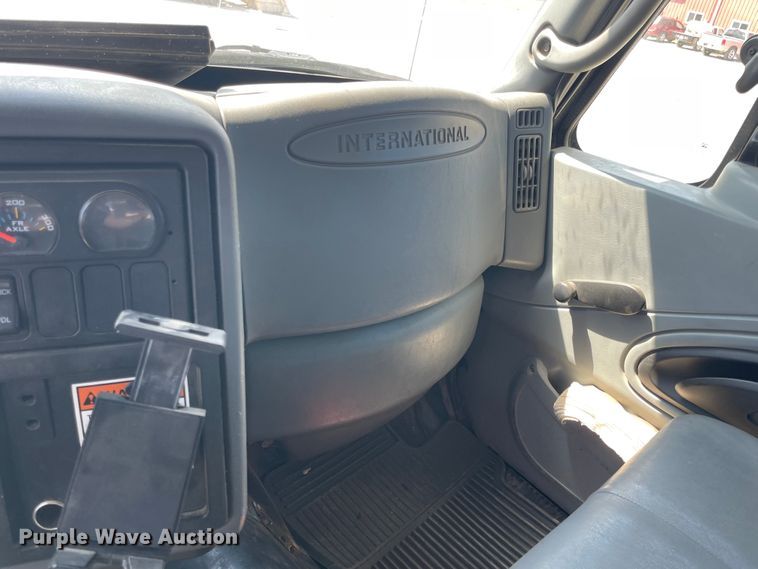 image for item JQ9716 2006 International WorkStar 7600  dump truck