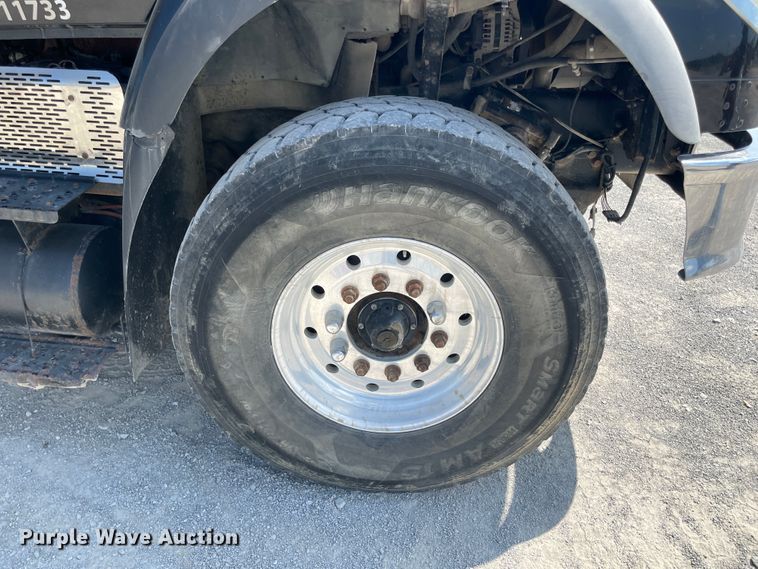 image for item JQ9716 2006 International WorkStar 7600  dump truck