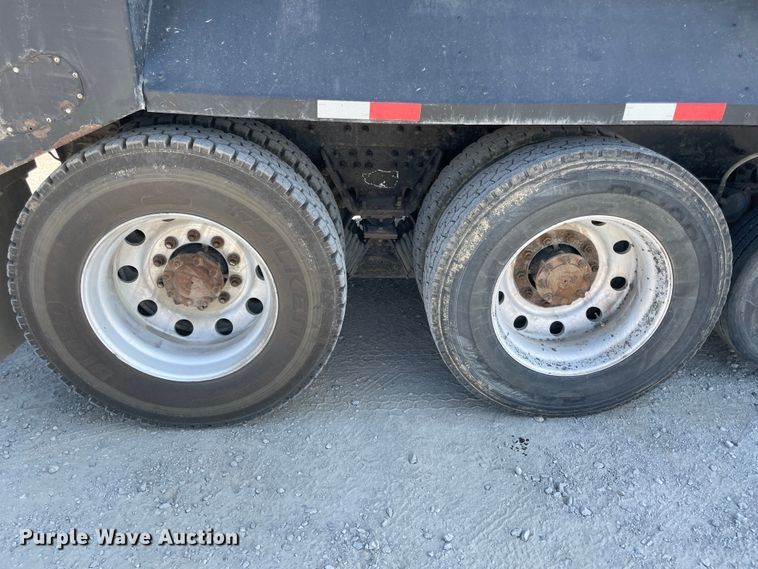 image for item JQ9716 2006 International WorkStar 7600  dump truck