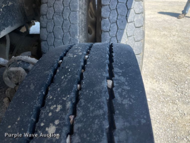 image for item JQ9716 2006 International WorkStar 7600  dump truck